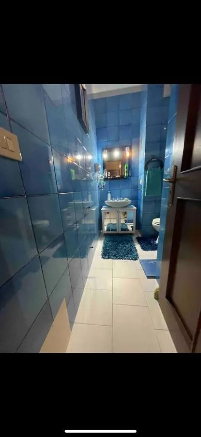 Mamy Penthouse Apartment Palermo Homestay